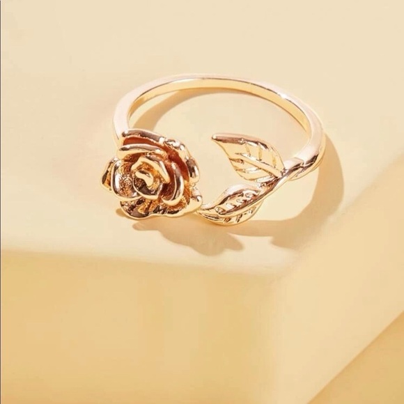 Dainty Rose Flower Rose Gold Ring - Picture 3 of 14